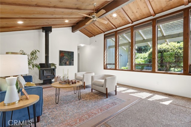 Detail Gallery Image 5 of 37 For 2390 Alamo Ave, Chico,  CA 95926 - 3 Beds | 3 Baths