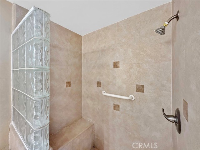 7736 Sugar Drive, Huntington Beach CA: https://media.crmls.org/medias/2313a19a-48e4-452a-b7a4-8cadc816285b.jpg