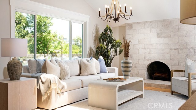23782 Lagarto, Mission Viejo CA: https://media.crmls.org/medias/2313ccd5-851d-4e04-866b-6023ef5c80d8.jpg