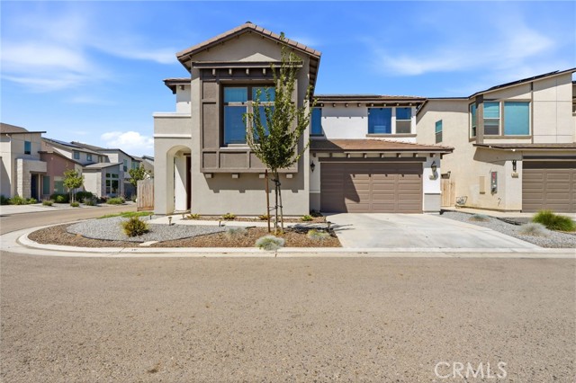 Detail Gallery Image 2 of 67 For 3432 W Good, Visalia,  CA 93277 - 3 Beds | 2/1 Baths