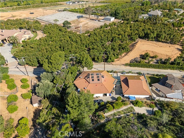 Detail Gallery Image 11 of 29 For 11485 Crafton, Mentone,  CA 92359 - 5 Beds | 3 Baths