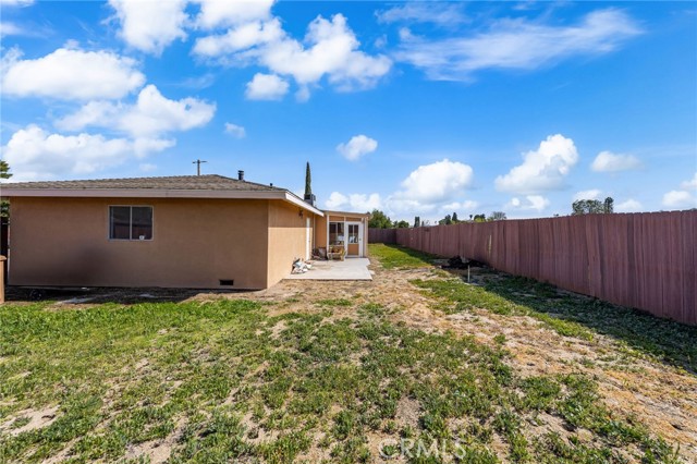 12610 Serrano Drive, Yucaipa CA: https://media.crmls.org/medias/2316b40a-7f01-48b2-b9e9-24c15a90b279.jpg