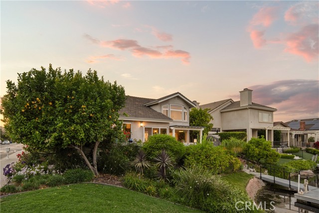 2567 Oakshore Drive, Westlake Village CA: https://media.crmls.org/medias/2316c6fa-4006-4ae8-9f83-60dff85572ad.jpg