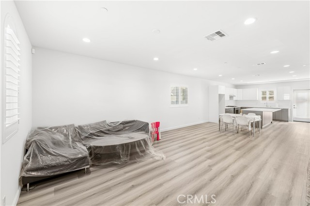 1359 Point Loma Place, Walnut CA: https://media.crmls.org/medias/2317282b-7cb3-476e-b484-760b7fe01983.jpg