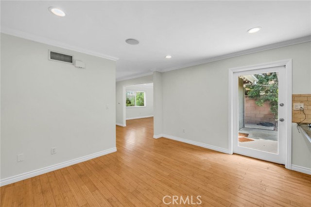Detail Gallery Image 10 of 36 For 13004 Lull St, North Hollywood,  CA 91605 - 4 Beds | 2 Baths