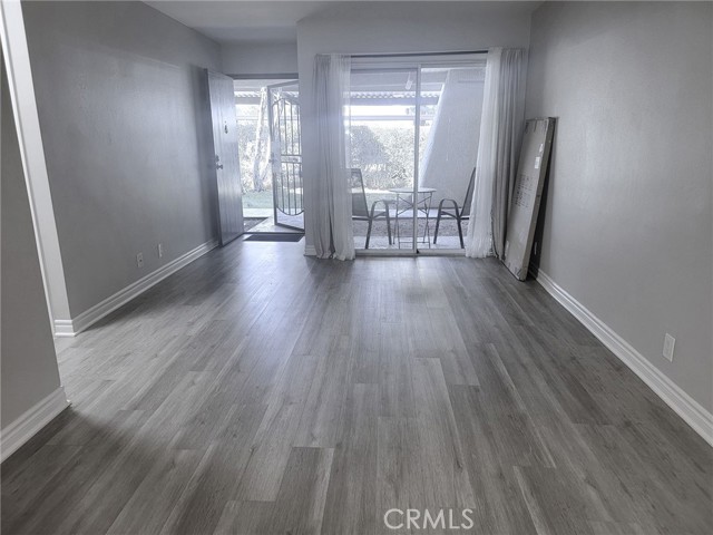 Detail Gallery Image 2 of 10 For 470 N Villa Ct #107,  Palm Springs,  CA 92262 - 1 Beds | 1 Baths