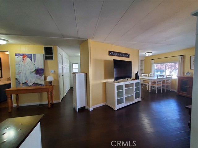 16274 Vasquez Canyon Road, Canyon Country CA: https://media.crmls.org/medias/231a0bd6-c093-4eb5-bd0b-7d99b86931f8.jpg