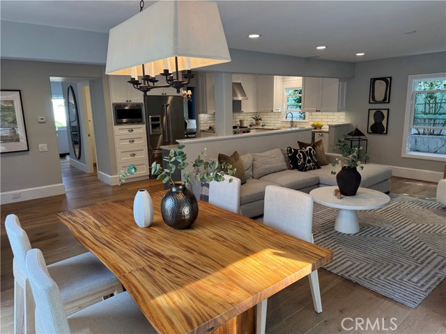 1935 Port Bishop, Newport Beach CA: https://media.crmls.org/medias/231a67d1-e047-4662-adfc-19887cffbd40.jpg