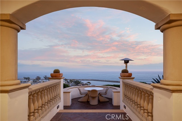 24352 Santa Clara Ave, Dana Point CA: https://media.crmls.org/medias/231afb02-1d67-40da-a4b2-c31b386dcb67.jpg