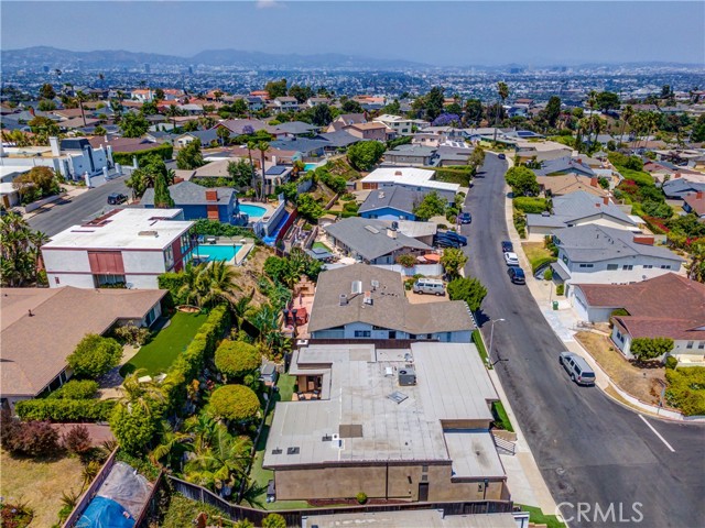 4557 Don Timoteo Drive, Los Angeles CA: https://media.crmls.org/medias/231b55bb-dbdf-4023-aa9c-5bb83387688b.jpg
