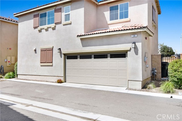 Detail Gallery Image 1 of 16 For 136 Camden Ct, Perris,  CA 92571 - 3 Beds | 2/1 Baths