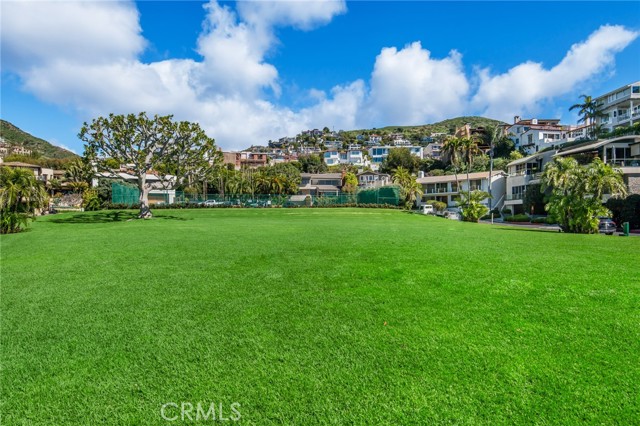 Detail Gallery Image 29 of 38 For 70 Emerald Bay, Laguna Beach,  CA 92651 - 4 Beds | 3/1 Baths