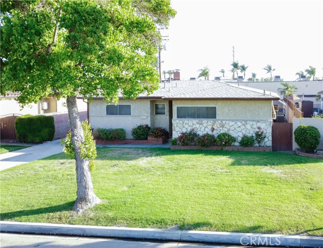 Detail Gallery Image 4 of 10 For 7414 Dinsdale St, Downey,  CA 90240 - 3 Beds | 2 Baths