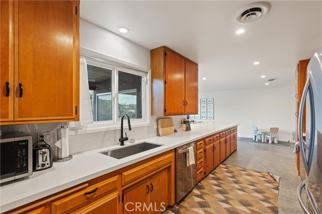Detail Gallery Image 20 of 67 For 58747 San Marino, Yucca Valley,  CA 92284 - 3 Beds | 2/1 Baths