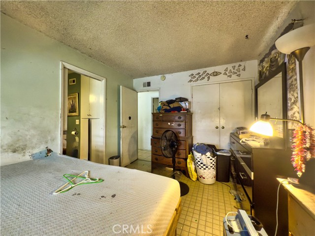 6352 Budlong Lake Avenue, San Diego CA: https://media.crmls.org/medias/231cf47e-af8b-4680-b799-09090765bd8a.jpg