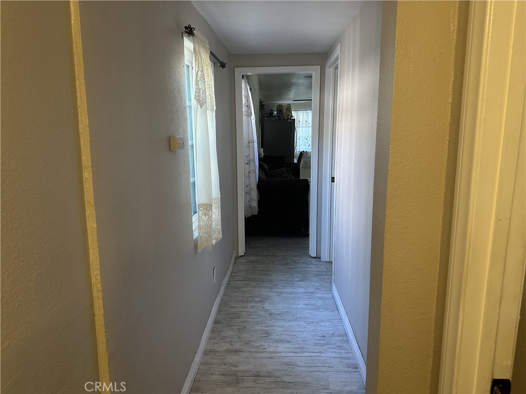 https://media.crmls.org/medias/231cfe60-cab2-492f-9b6a-6b17c7f7a3dd.jpg?preset=X-Large
