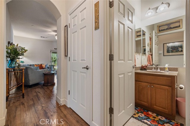 1708 Bandon Court, Oakdale CA: https://media.crmls.org/medias/231d72d3-078c-426e-a5a8-0f1b2875030a.jpg
