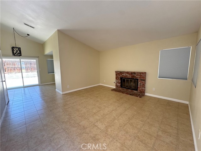 Detail Gallery Image 3 of 20 For 510 Harvest Rd, Perris,  CA 92571 - 3 Beds | 2 Baths