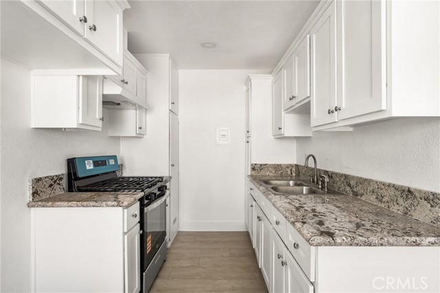 Detail Gallery Image 47 of 62 For 825 S Shelton St, Santa Ana,  CA 92703 - 3 Beds | 3 Baths