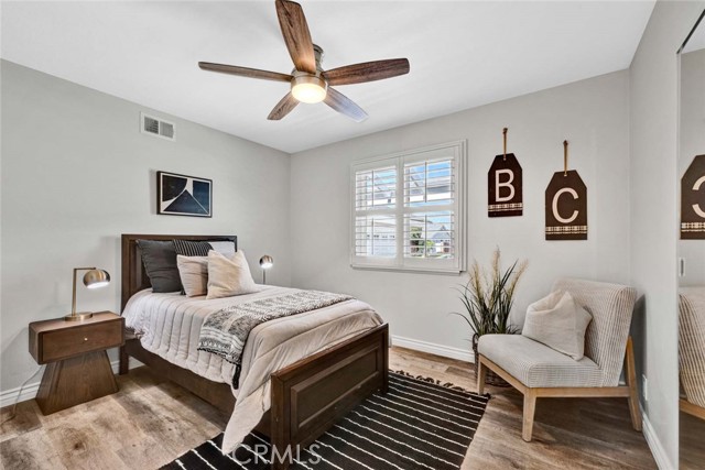 12872 Woodlawn Avenue, Tustin CA: https://media.crmls.org/medias/2320f390-9481-4ffd-b4ca-6def26ec60e7.jpg