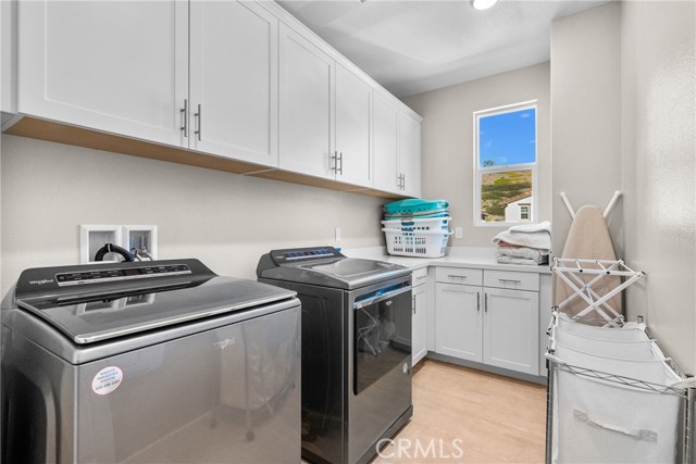 Detail Gallery Image 38 of 56 For 28332 Clarion, Canyon Country,  CA 91350 - 5 Beds | 4/1 Baths