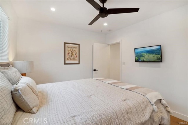 4836 W 134th Place, Hawthorne CA: https://media.crmls.org/medias/2322035b-e945-4c5e-8e5e-b3e011f25639.jpg