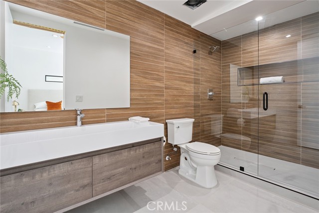 Detail Gallery Image 55 of 65 For 22268 Avenue San Luis, Woodland Hills,  CA 91364 - 5 Beds | 5/1 Baths