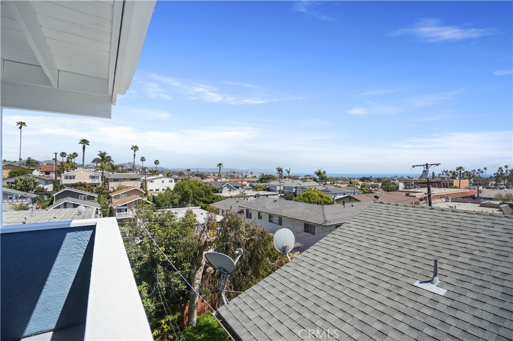 MLS #OC25090069 img 6