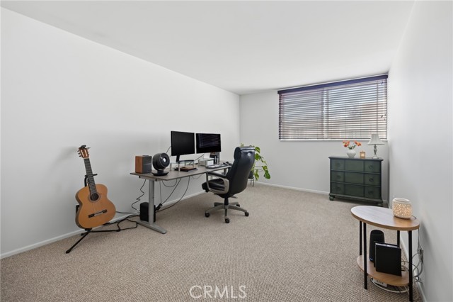 Detail Gallery Image 14 of 21 For 14141 Dickens #312,  Sherman Oaks,  CA 91423 - 2 Beds | 2 Baths