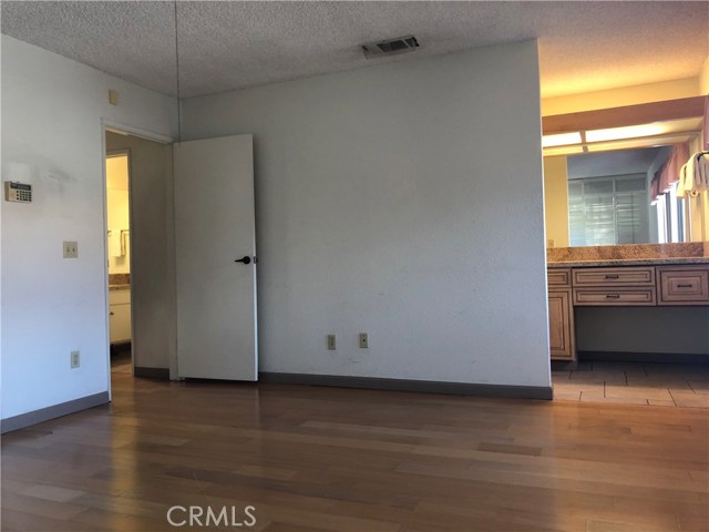 Image 27 for 6065 Montecito DR #6