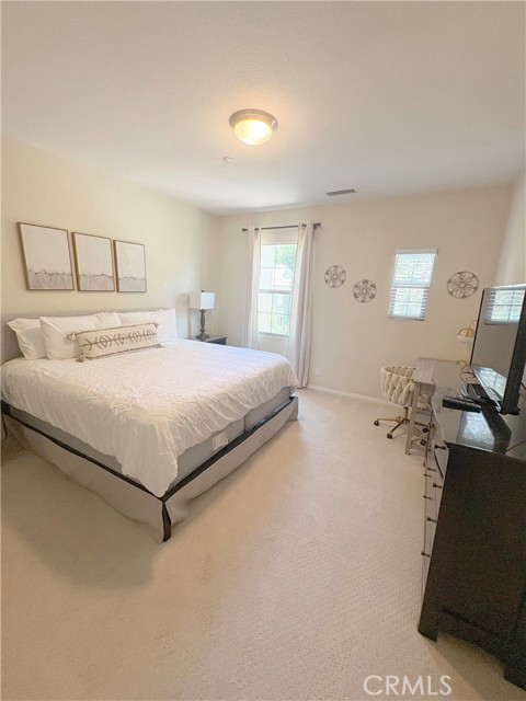 78 Talisman, Irvine CA: https://media.crmls.org/medias/2323996e-5287-4339-ae8c-1921cb747a58.jpg