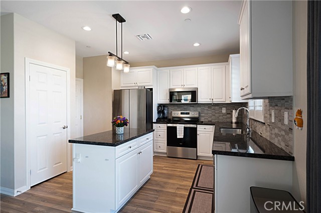 Detail Gallery Image 14 of 50 For 28378 Blackjack Drive, Menifee,  CA 92585 - 4 Beds | 3 Baths