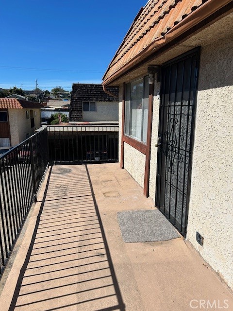 Image 3 of 15 For 238 Pico Avenue