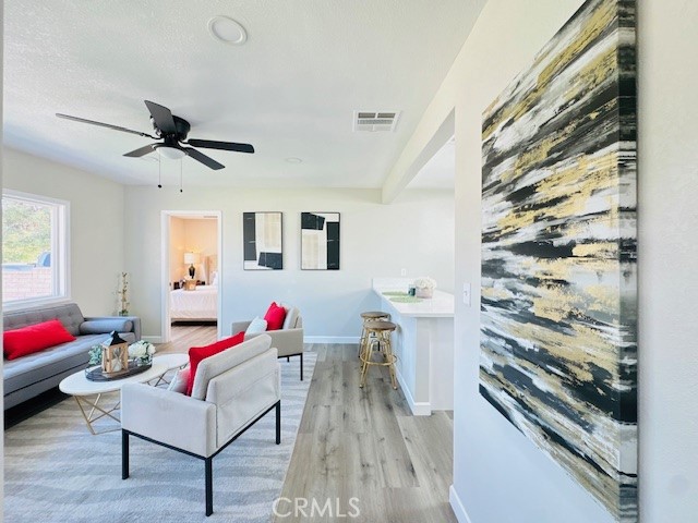 Detail Gallery Image 2 of 61 For 623 E Elm St, Ontario,  CA 91761 - – Beds | – Baths