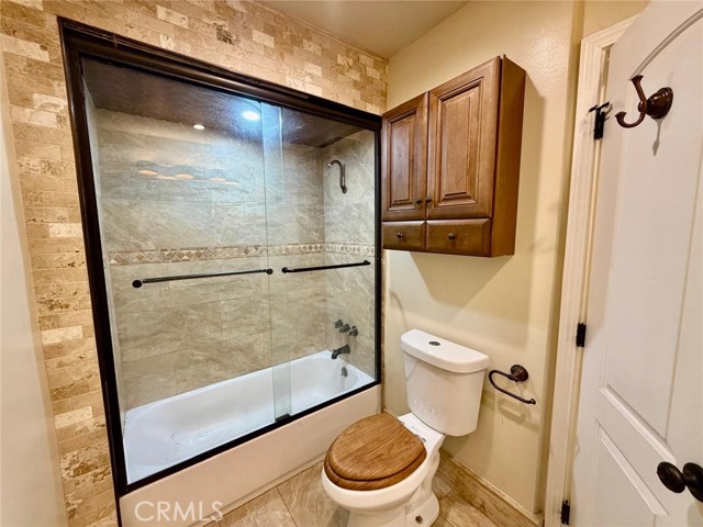 1139 East Ocean Boulevard, 108 photo 19