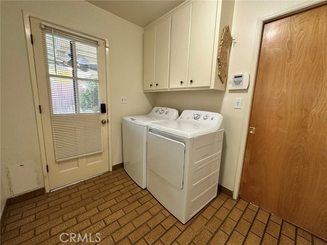 Detail Gallery Image 16 of 33 For 3623 Redlands, Bakersfield,  CA 93306 - 3 Beds | 2 Baths
