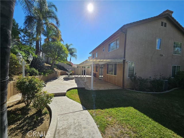 1366 Withorn Court, Riverside CA: https://media.crmls.org/medias/232523d2-899a-409c-9b93-29c1df012c28.jpg