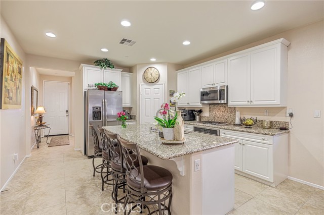 2534 Mapleleaf Terrace, Palmdale CA: https://media.crmls.org/medias/23259ea1-160e-4114-a3b7-e918992742b6.jpg