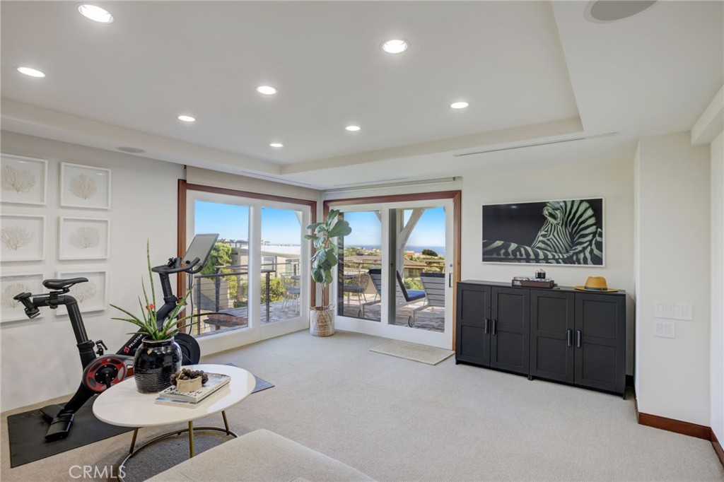 186 Shorecliff Road