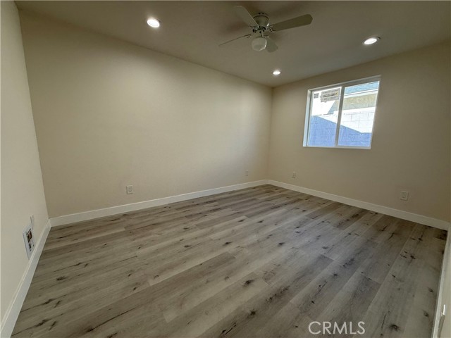 Detail Gallery Image 6 of 7 For 7698 Lime Ave, Fontana,  CA 92336 - 1 Beds | 1 Baths