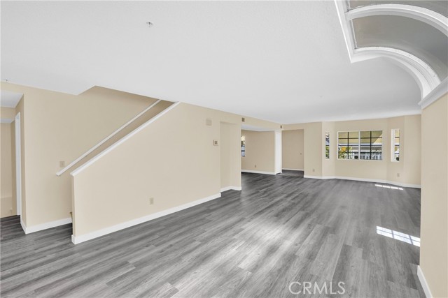 519 Sefton Avenue, Monterey Park CA: https://media.crmls.org/medias/2327653b-0d62-47be-9d6b-a189fb11606a.jpg
