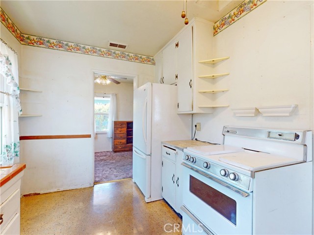 10515 Tujunga Canyon Boulevard, Tujunga CA: https://media.crmls.org/medias/23277aa5-abed-45d5-9f3e-9866d8e09ede.jpg