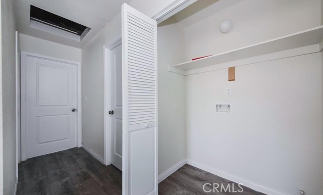 220 W 112th, Los Angeles CA: https://media.crmls.org/medias/23277e7f-c82e-42b1-898e-fe6fba23afe1.jpg