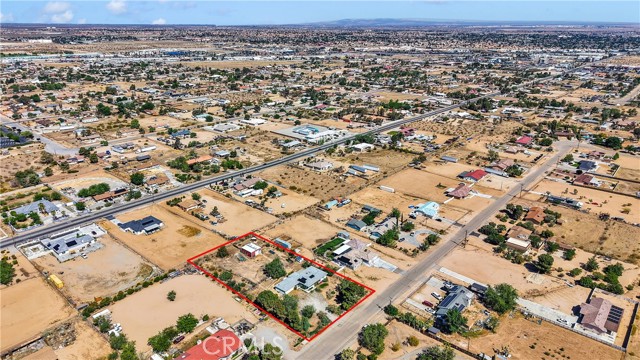 11392 Hawthorne Avenue, Hesperia CA: https://media.crmls.org/medias/23296a9c-4c98-4ba4-9235-ca07c1ac8052.jpg