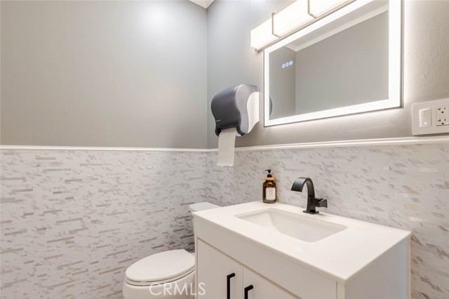  Commercial for Sale in Sherman Oaks, California