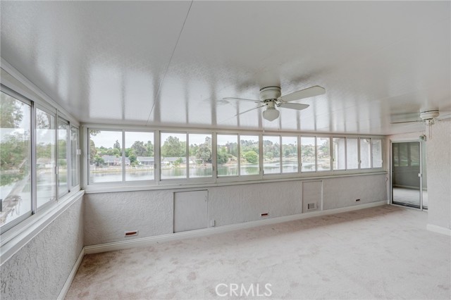 42768 Santa Suzanne Place, Temecula CA: https://media.crmls.org/medias/2329dd20-5c36-41f5-9a61-1fc721ab03e2.jpg