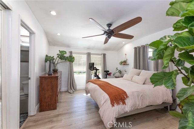19922 Carmania Lane, Huntington Beach CA: https://media.crmls.org/medias/232a0574-9ae4-4cf9-95c1-82d3a34b42ac.jpg