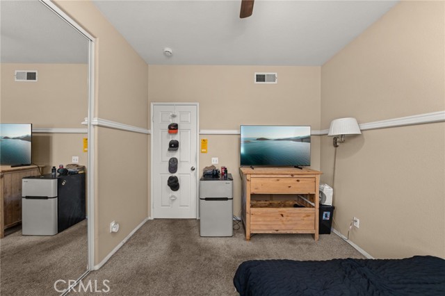 8800 Camino Limon Road, Corona CA: https://media.crmls.org/medias/232adc8f-ad34-4b24-81f9-ebc22e7d1c63.jpg