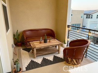 Detail Gallery Image 8 of 15 For 27628 Exploration, Valencia,  CA 91381 - 3 Beds | 2 Baths