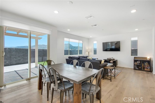 783 Longhorn, Rancho Mission Viejo CA: https://media.crmls.org/medias/232babe7-bb55-4865-819a-ed15dced20bc.jpg